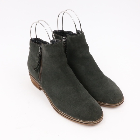 Blondo Liam Waterproof Ankle Booties - Picture 1 of 12